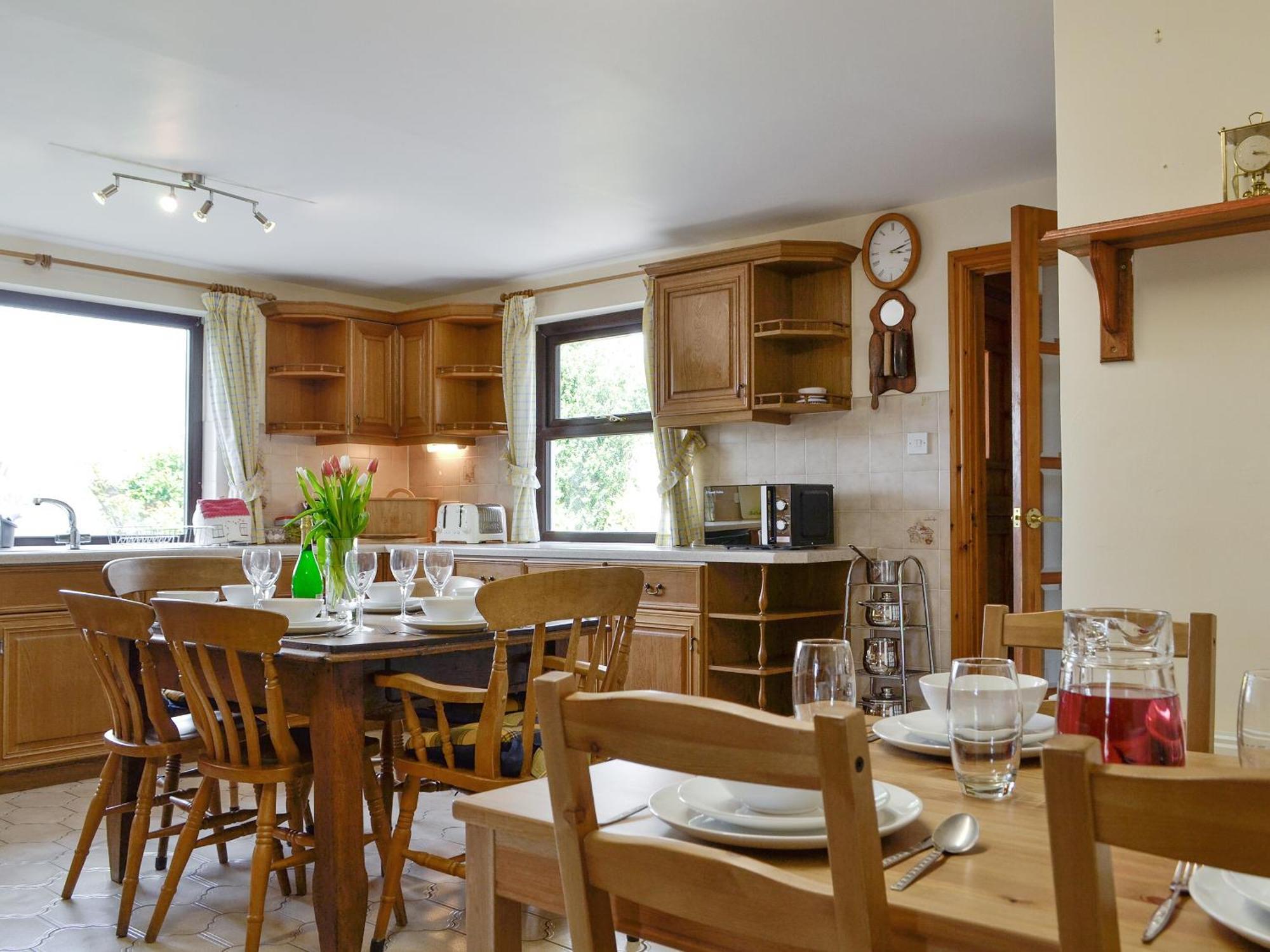 Three Views Bungalow ทัลการ์ธ ภายนอก รูปภาพ